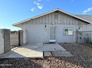Building Photo - 3720 W Mauna Loa Ln
