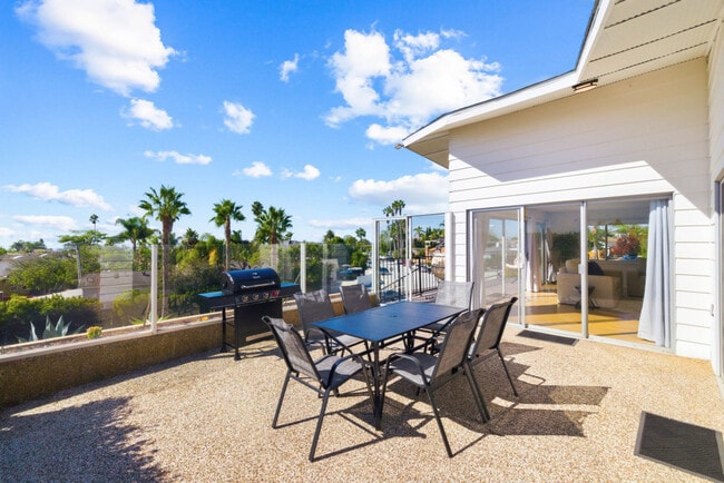 Foto del edificio - 5021 Foothill Blvd