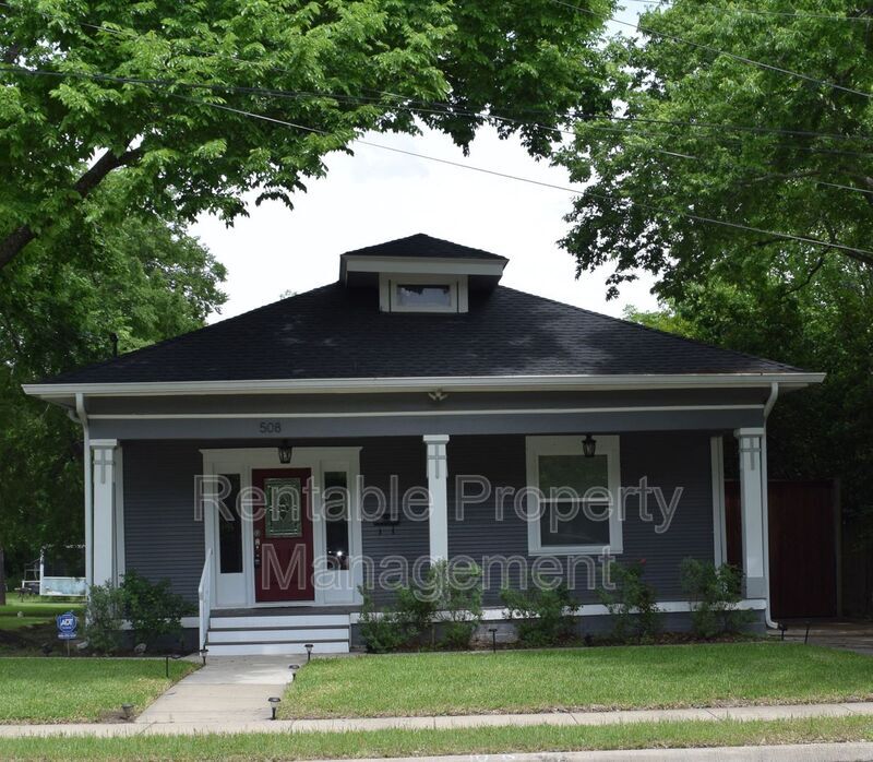 Primary Photo - 508 N Dallas Ave
