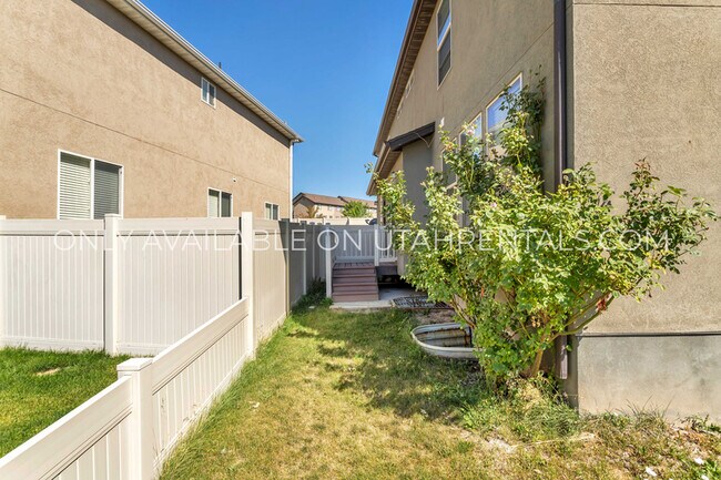 Foto del edificio - 596 W Goldenrod Way