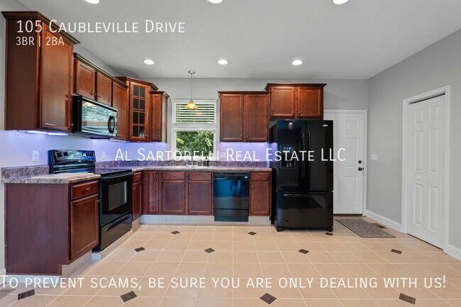 Building Photo - 105 Caubleville Dr