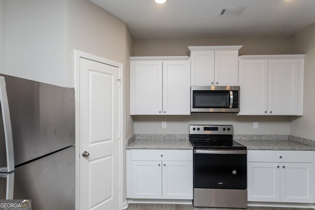 Foto del edificio - 318 Augusta Woods Dr