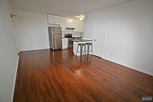 Building Photo - 377 S Park St
