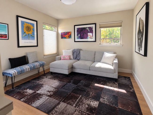 Building Photo - 453 Seaview Dr