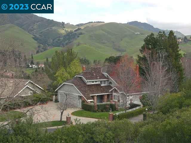 Primary Photo - 173 Oakridge Dr