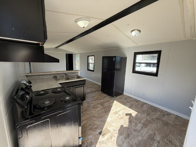 Foto del edificio - Mobile Home for Rent
