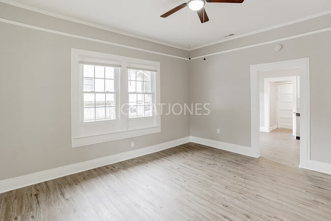 Building Photo - Charming 2 Bedroom in Anderson!