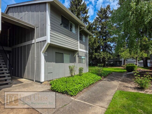 Foto del edificio - 1348 NE 186th Ave