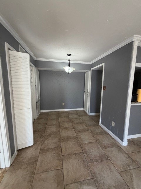 Building Photo - 7200 Clarewood Dr