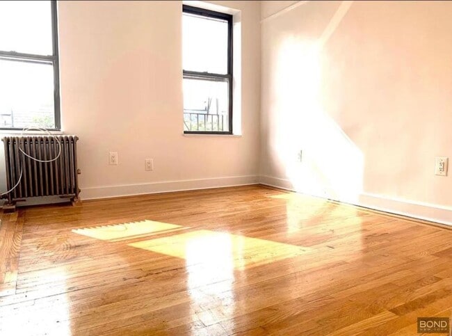 Building Photo - 1 bedroom in Brooklyn NY 11206