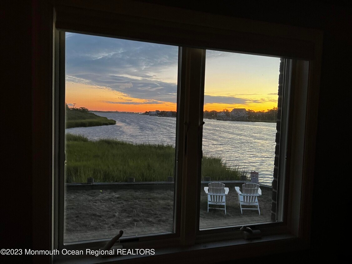 25 Meadow Ave Unit 67, Monmouth Beach, NJ 07750 Condo for Rent in