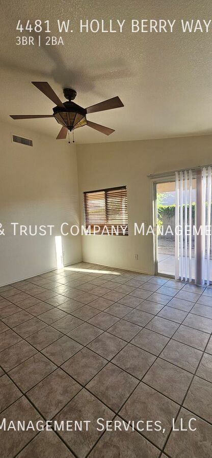 Foto del edificio - 4481 W Holly Berry Way