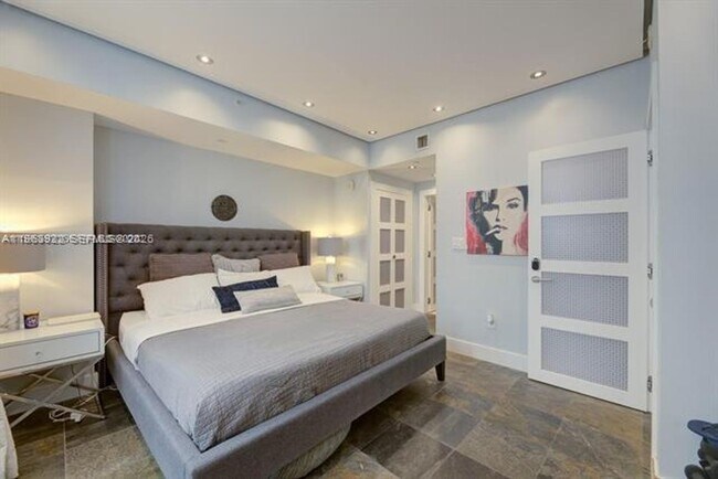 Foto del edificio - 4100 Salzedo St