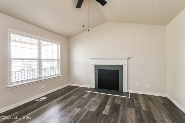 Building Photo - 8816 Persistence Dr
