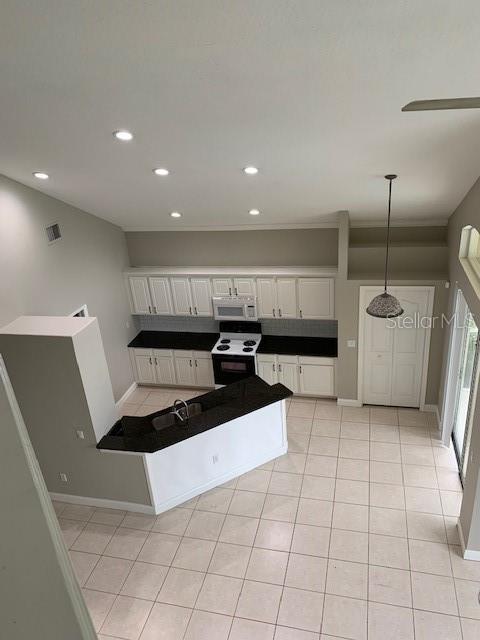 Foto del edificio - 16847 Hawkridge Rd