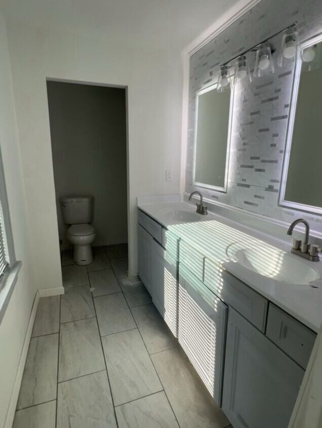 Primary Photo - 2024 Green St