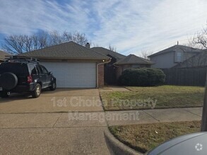 Building Photo - 2095 Bronco Ln