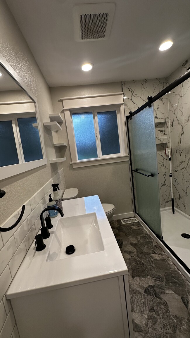 Foto del edificio - 340 SE 26th Ave