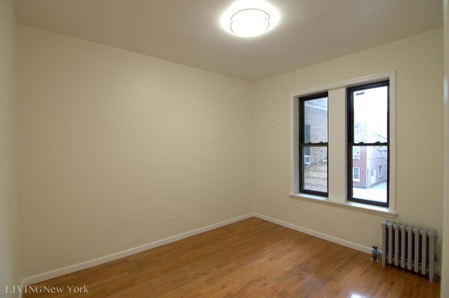 Foto del edificio - 4323 40th St