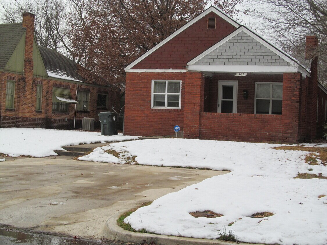 Primary Photo - 505 N K St