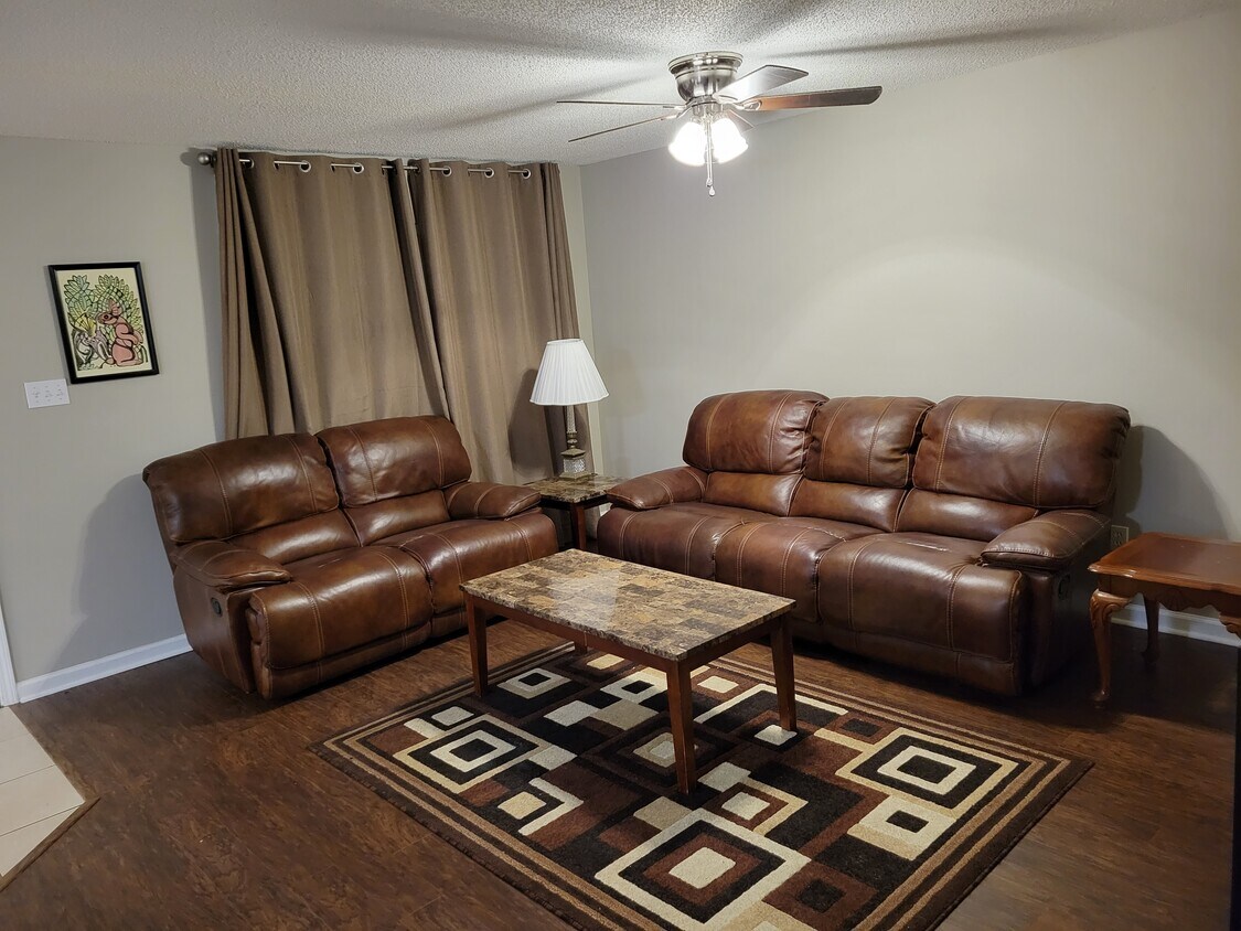 5080 Gautier Vancleave Rd, Gautier, MS 39553 Condo for Rent in Gautier, MS