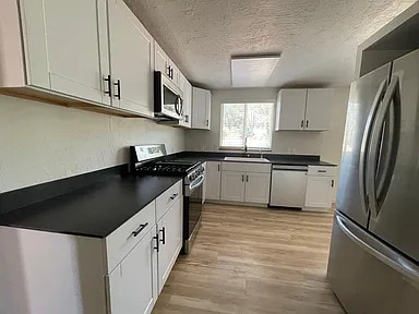 Building Photo - 135 Kachina Dr
