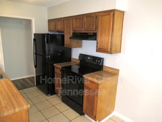 Foto del edificio - 6310 Walnut Grove Rd