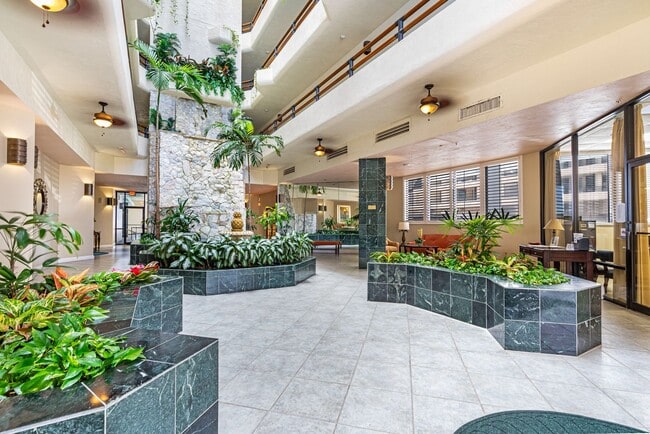 Photo - Coastal Living meets convenience in the He... Apartment