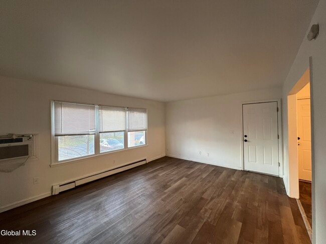 Building Photo - 11-21-21 Ashdown Rd