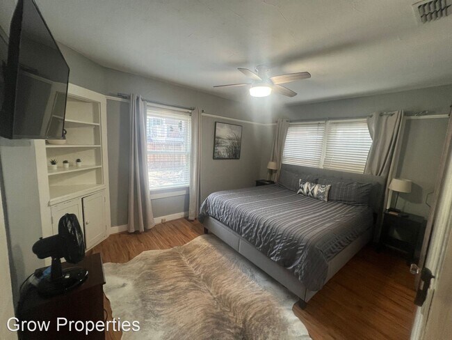 Foto del edificio - 2 br, 2 bath House - 1621 28th Street