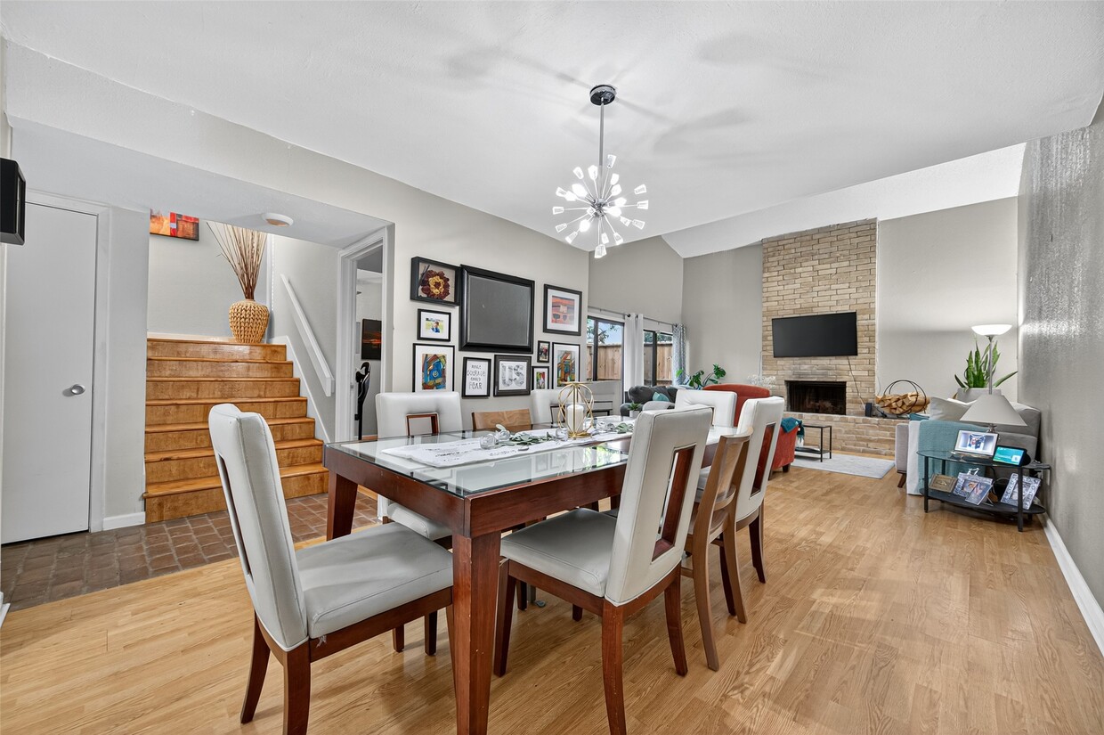 Foto principal - 880 Tully St
