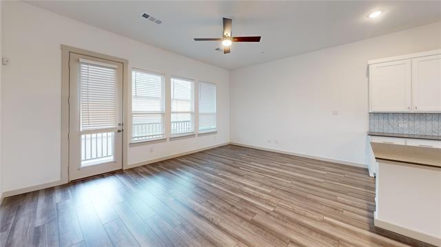 Foto del edificio - 685 Vista Del Lago Dr