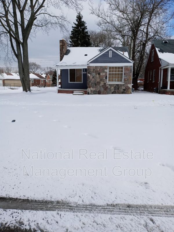 Primary Photo - 19418 Goulburn Ave