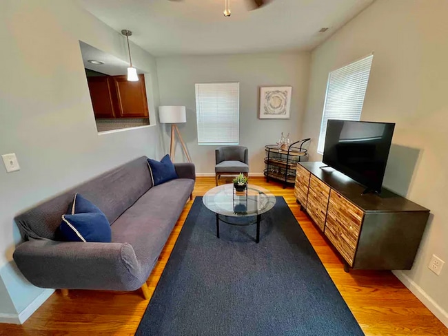 Photo - 1035 Dana Ave Apartment