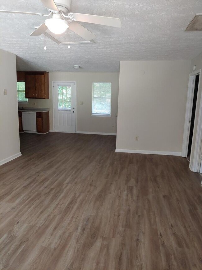 Foto del edificio - 210 Big Oak Cir