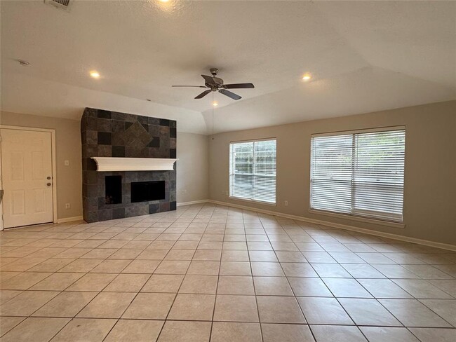 Building Photo - 7207 Zieglers Grove