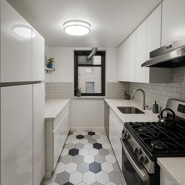 Foto del edificio - 109-33 71st Rd