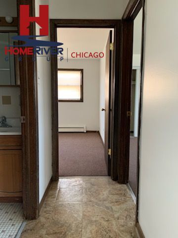 Building Photo - Convenient Professionally Managed Building