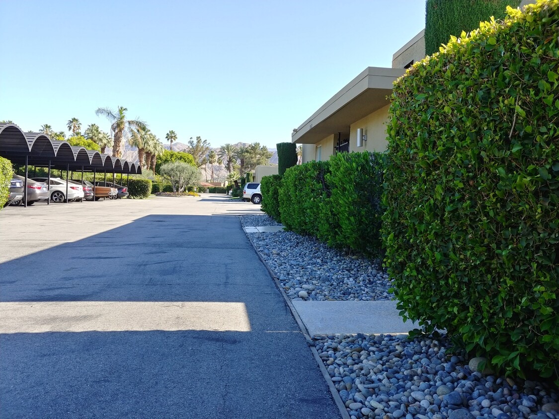 Building Photo - 70162 Frank Sinatra Dr