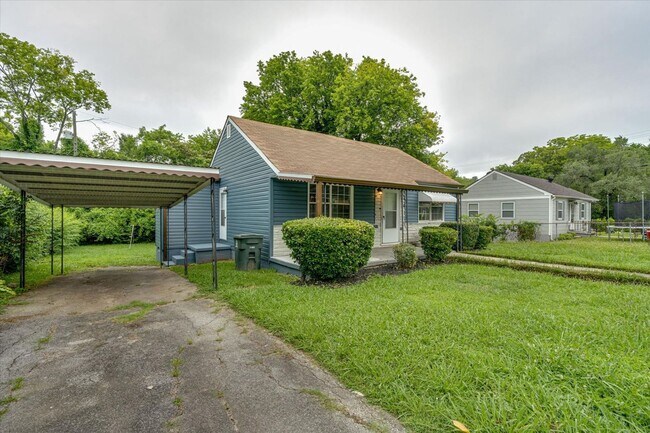 Building Photo - Updated 2-Bedroom Home Near Glenwood – $1,...
