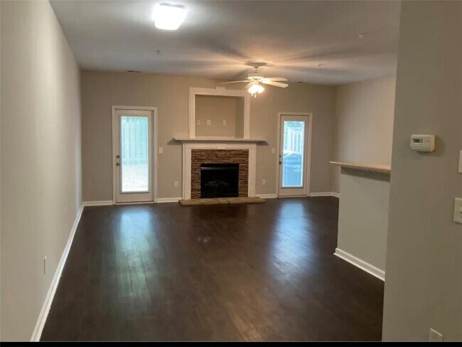 Building Photo - 110 Riverwatch Ct
