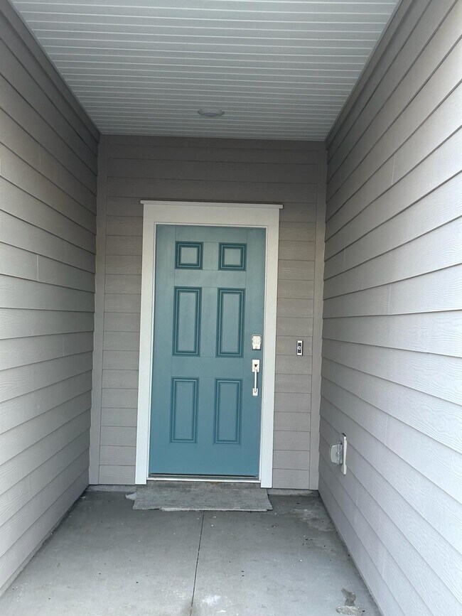 Foto del edificio - 6816 Golden Monarch Ave
