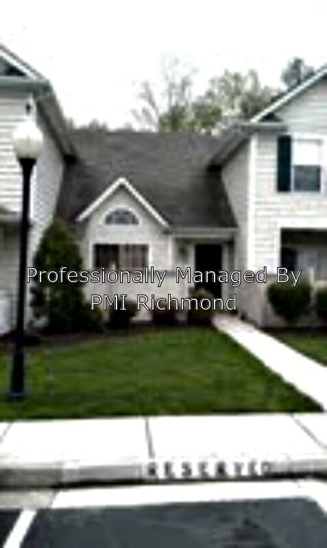 Building Photo - 4690 Twin Hickory Lake Dr
