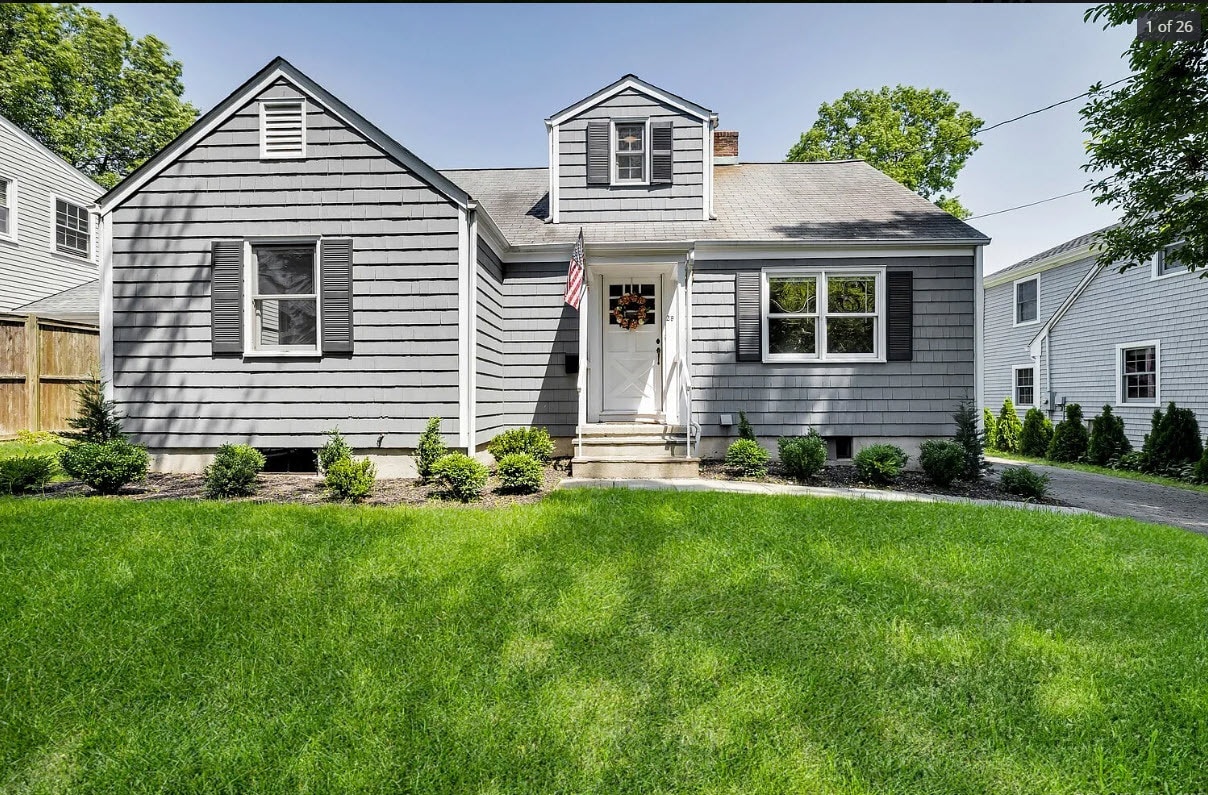 Photo - 29 Ridgeley St (Darien, CT)