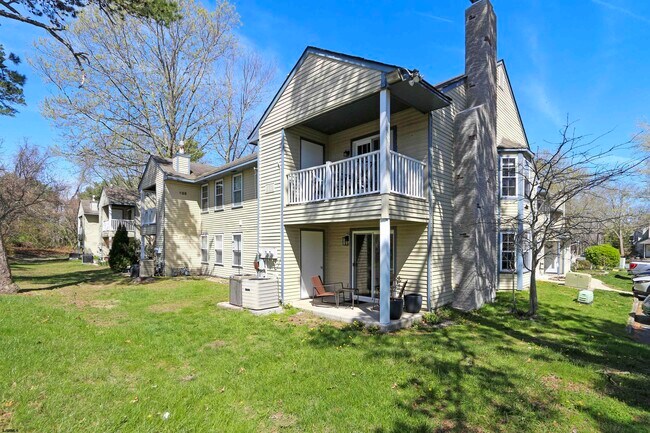 Foto del edificio - 874 E Fishers Creek Rd