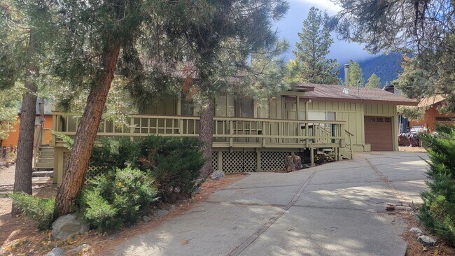 Building Photo - Rare ONE level 3 Bedroom 2 Bath Home in PMC