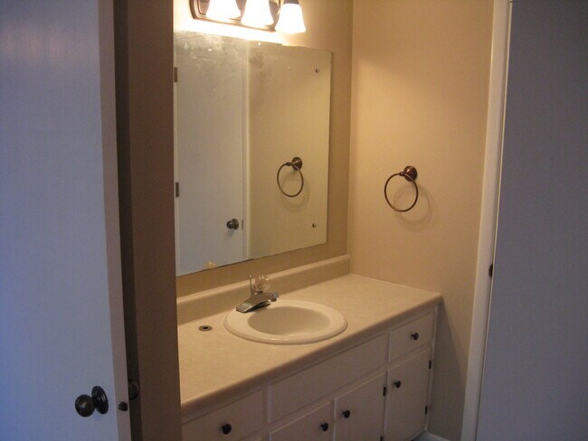 Foto del edificio - 411 Woodside Trail