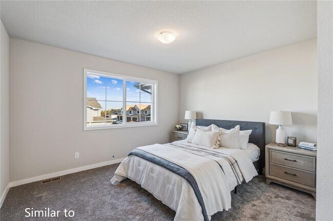 Building Photo - NEW CONSTRUCTION TOWNHOME!! 3 Bed, 2 Bath in Pella