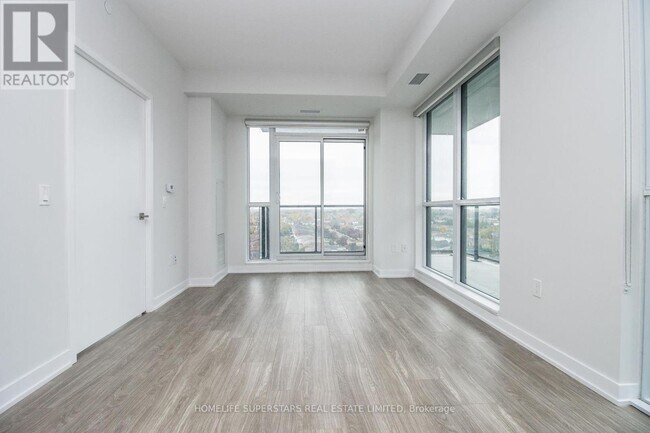 Building Photo - 4055 Parkside Village Dr