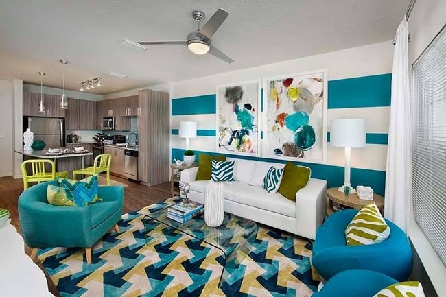 Building Photo - 549 Sky Harbor Dr